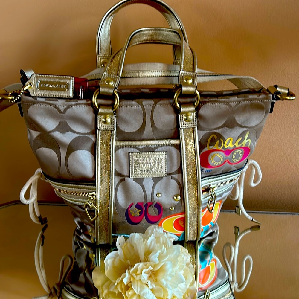 COACH POPPY SHOULDER HANDBAG🌸🌸🌸